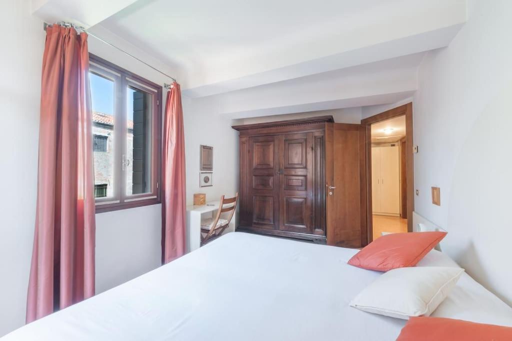 Ca' De La Comare, Relaxing And Elegant Apartment On Canal Grande Венеція Екстер'єр фото